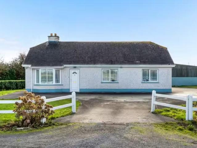 Bredagh, Dysart, Ballinasloe, Athlone, Co. Roscommon, H53F294.