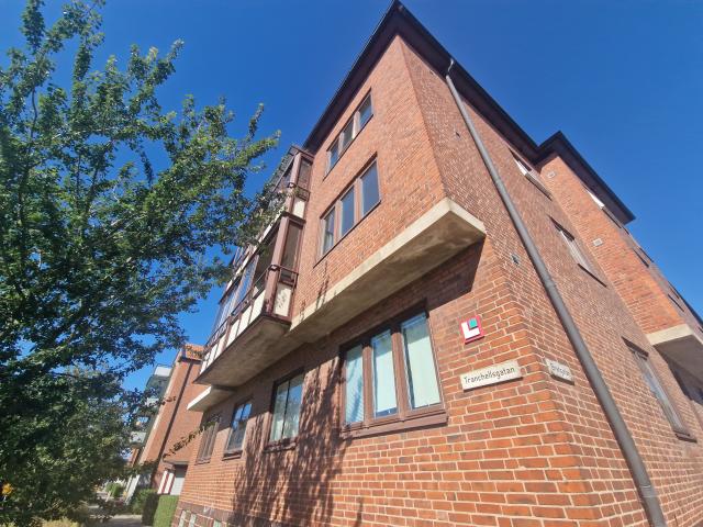Bredgatan 16