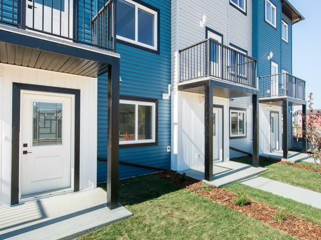 Breeze On Maple Way 3 Bedroom Home for Rent at 2702 Maple Way Nw, Edmonton, AB T6T 2P2 Maple