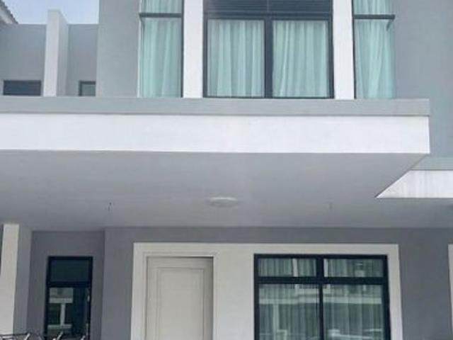 Breezegate, Eco Tropics