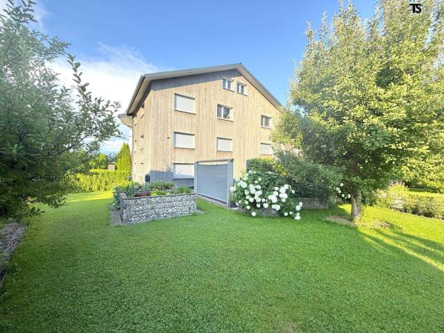Bregenz: Langen: Wohnhaus Top 9 mit 8 Zimmer: ca. 200 m2 Wnfl. mit Garten ca. 376 m2 & Terrasse ca. 54 m2 & Balkon ca. 10 m2