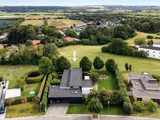 Bregnevej 8, O. Hornbæk