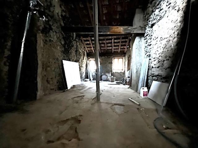 BREIL SUR ROYA 52 M2 DUPLEX A RENOVER