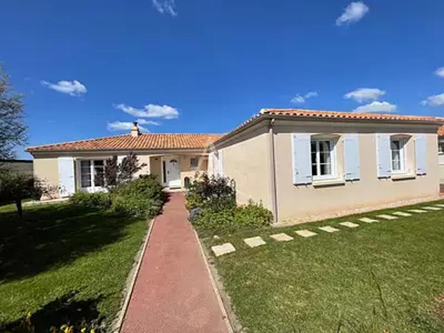 Brem sur Mer 85470 Achat / Vente maison 5 pièces t5 au dernier étage terrasse
