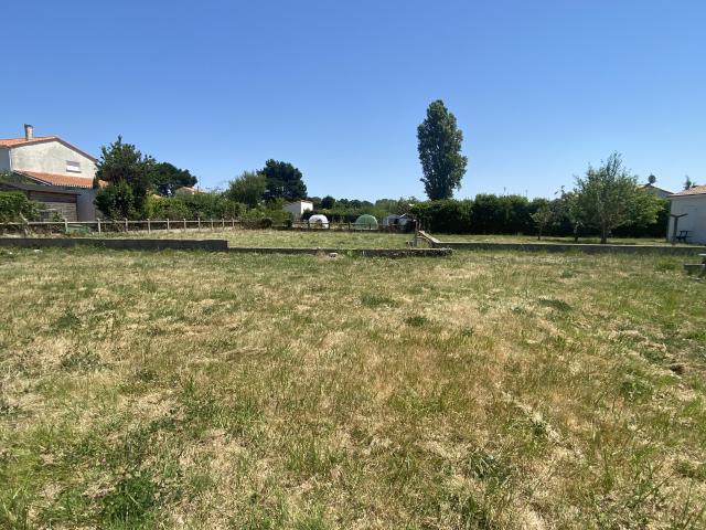 Brem sur Mer Vente Terrain 85