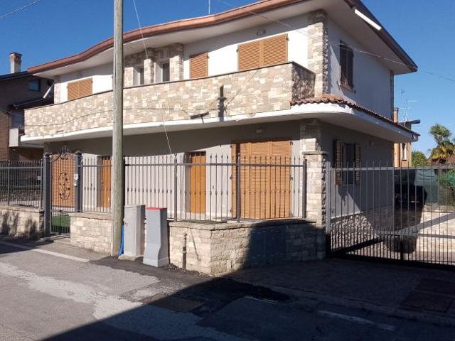 Brembate porzione bifamigliare