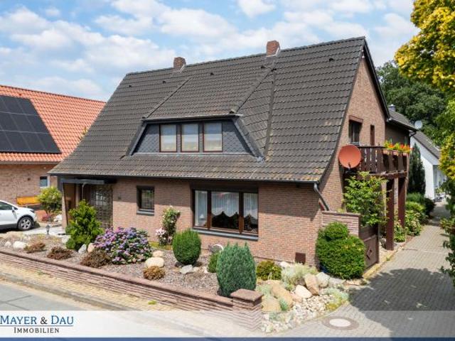 Bremen: Zweifamilienhaus mit Potenzial – Vermietete Wohnung & frei zur Selbstnutzung! Obj.8692