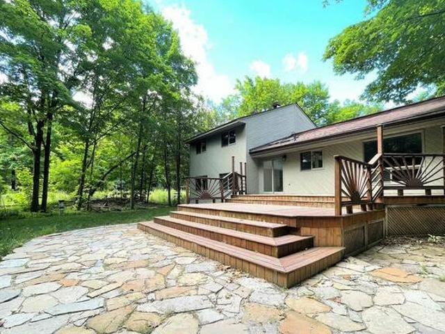 Brennan Ave Apartments 52 Brennan Ave Barrie ON L4N 4B1