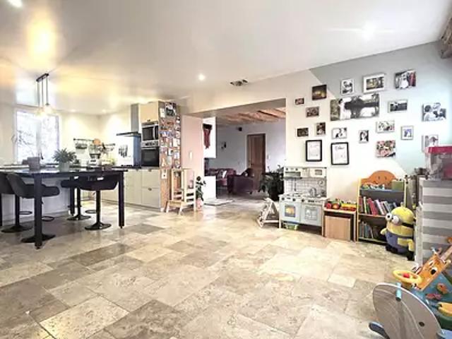 Brens 81600 Achat / Vente maison 7 pièces t7 au dernier étage terrasse