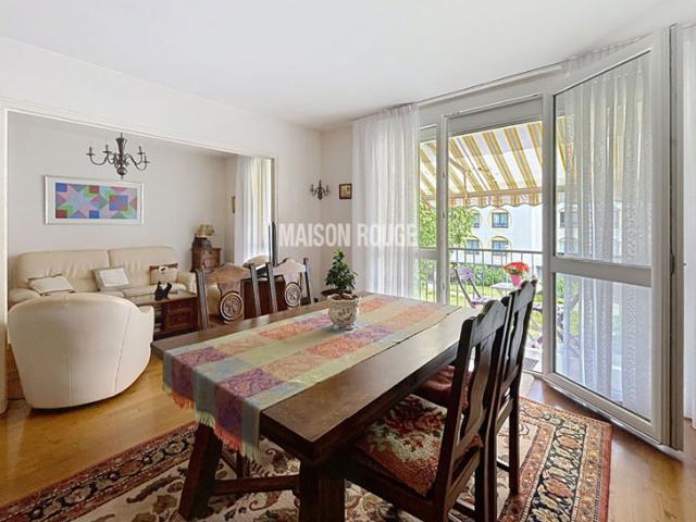 Bréquigny Appartement traversant avec grand balcon plein sud !