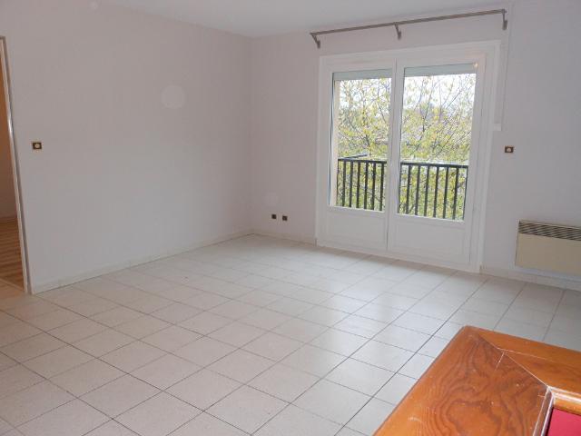 Bressols Location Appartement 82