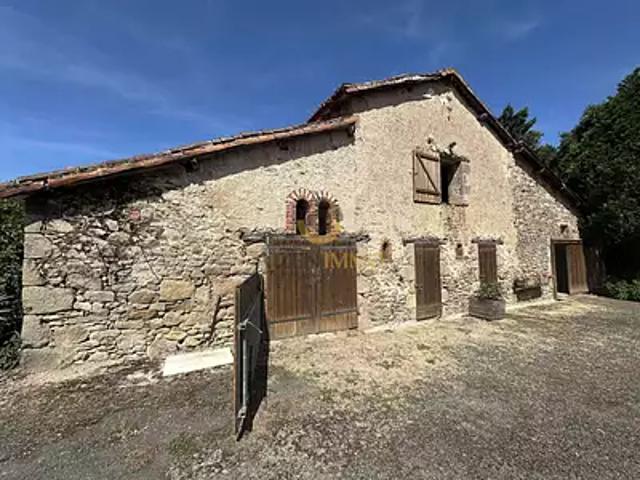 Bressuire 79300 Achat / Vente maison 12 pièces t12 terrasse