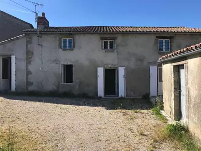 Bressuire 79300 Achat / Vente maison 6 pièces t6
