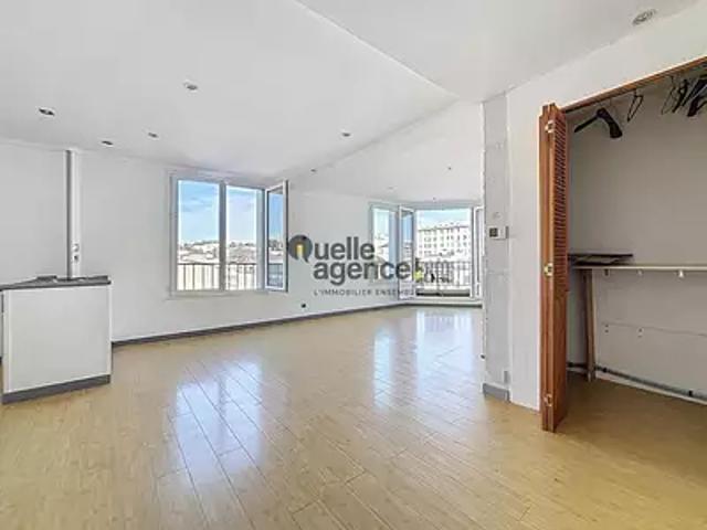 Brest 29200 Achat / Vente appartement 2 pièces t2 au dernier étage cave