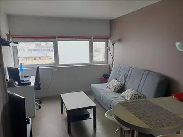 Brest 29200 Location appartement 1 pièce t1 au dernier étage