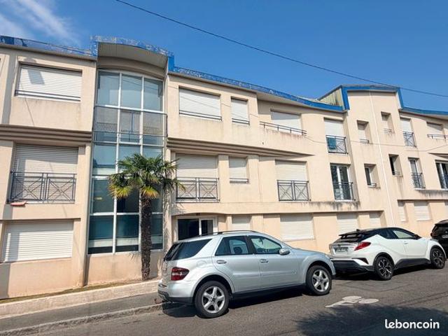 BREST SAINT MARC APPARTEMENT T1BIS 30.84m² Parking privé