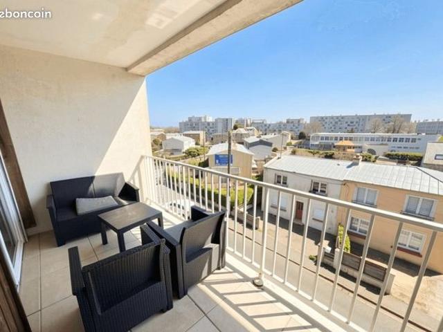 BREST SAINT PIERRE Appartement T3 56.51m² Dernier étage ascenseur terrasse Garage