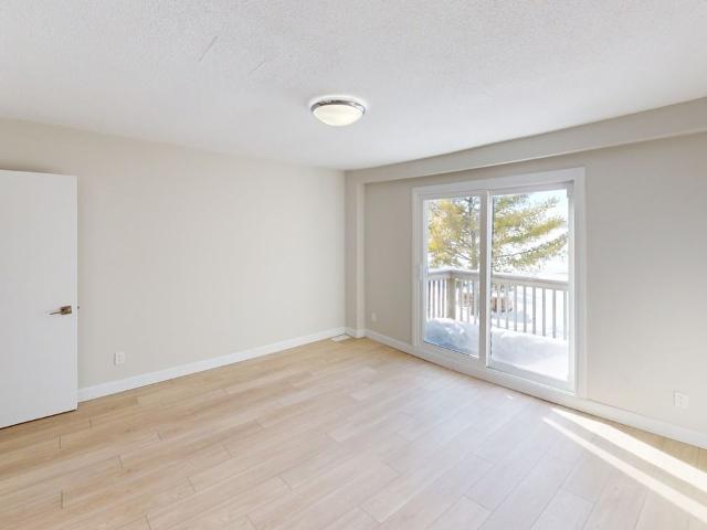Britannia Beach 2 Bedroom Apartment for Rent at 2780 Rowatt St, Ottawa, ON K2B 6P1 Britannia