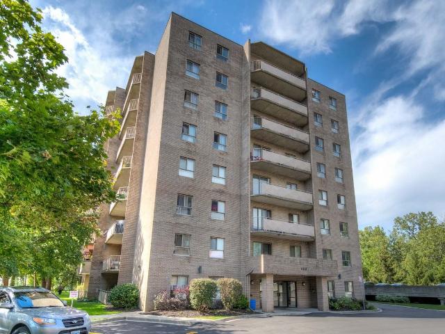 Brittany Towers II 2 Bedroom Apartment for Rent at 882 Kipps Lane, London, ON N5Y 5L2 Carling