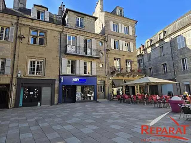 Brive la Gaillarde 19100 Location divers parking