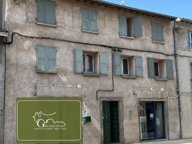 Brives Charensac, appartement T2 bis au 1er étage