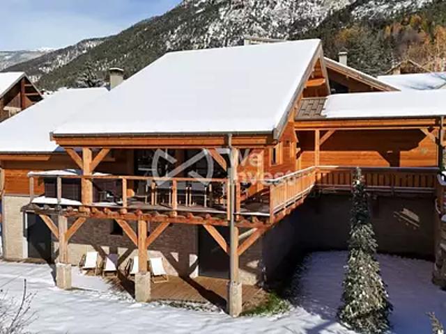 Briançon 05100 Achat / Vente maison 8 pièces t8 parking