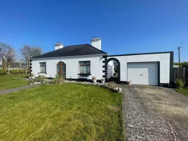 Briarfield, Lisacul, Co. Roscommon, F45VY91 is for sale