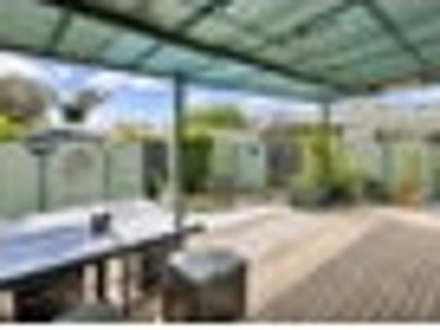 Brick Home + 2 Room Sleepout!