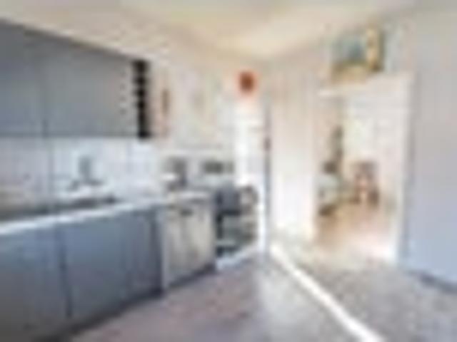Brick House and Self Contained Cottage!
