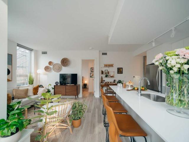 Bridge at Bridgeland 2 Bedroom Apartment for Rent at 950 Mcpherson Sq Ne, Calgary, AB T2E 8C7 Bridgeland