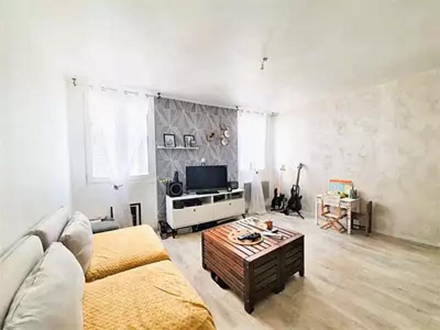 Brie Comte Robert 77170 Achat / Vente appartement 3 pièces t3