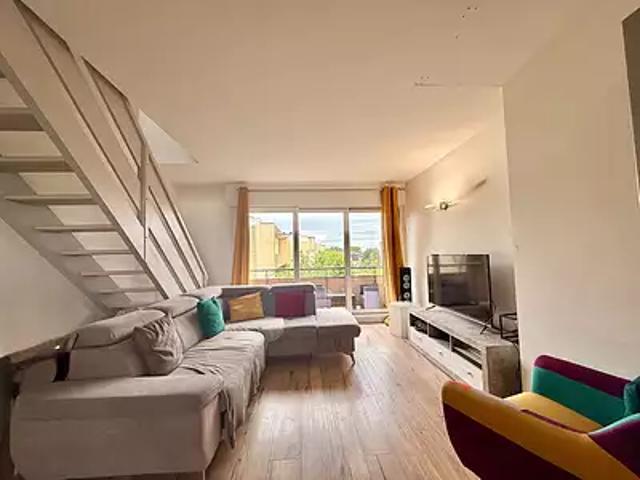 Brie Comte Robert 77170 Achat / Vente appartement 3 pièces t3 au dernier étage cave