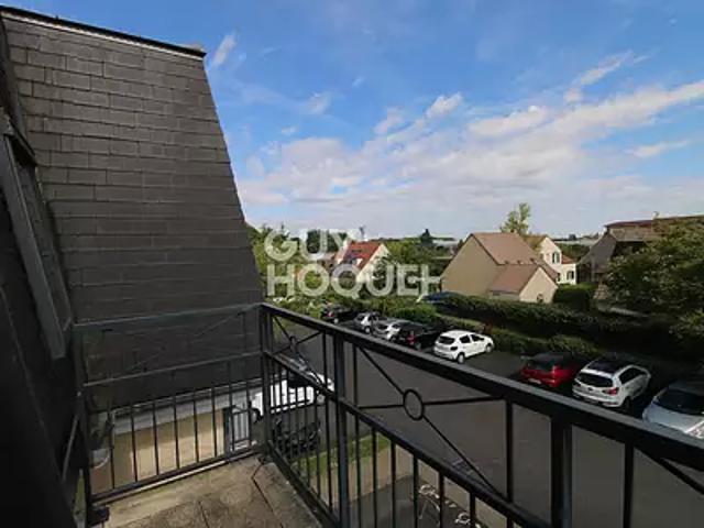 Brie Comte Robert 77170 Achat / Vente appartement 3 pièces t3 au dernier étage