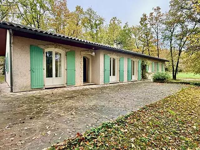 Brie 16590 Achat / Vente maison 7 pièces t7 au dernier étage terrasse