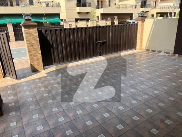 BRIG HOUSE 5 BEDROOM NEAT And Clean Well maintain With 15kva solar for Rent in Askari 10 Sector F