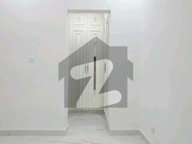 Park Facing Brigadier House Sector 4 Askari 6 300 Square Yard Is Available For Sale Askari 6
