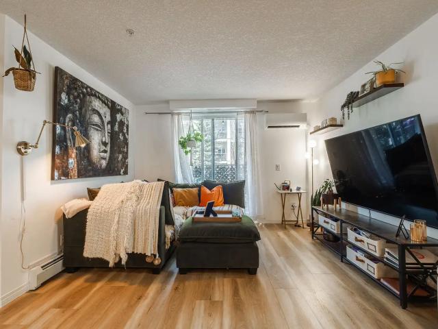 Bright 2 Bed/2 Bath Condo in Lighthouse Landing – Available August 1st ?