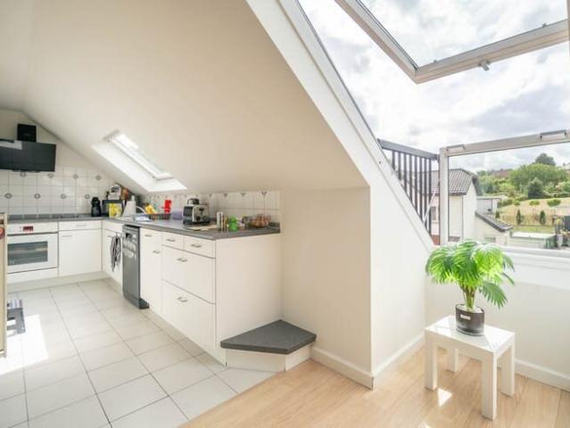 Bright 2 bedroom apartment with an EPC rating of B