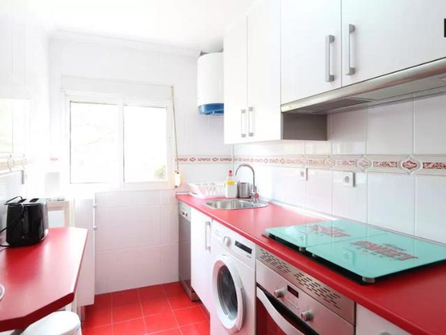 Bright 2 bedroom apartment available for rent in Plaza Elíptica