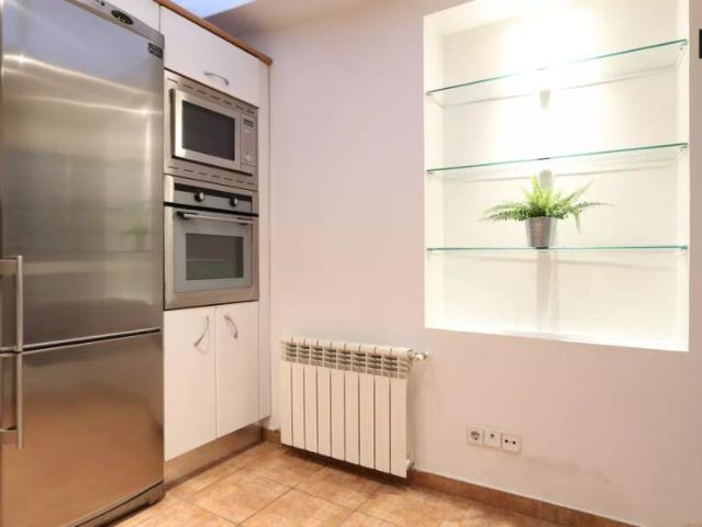 Bright 2 bedroom apartment for rent in Chamberí