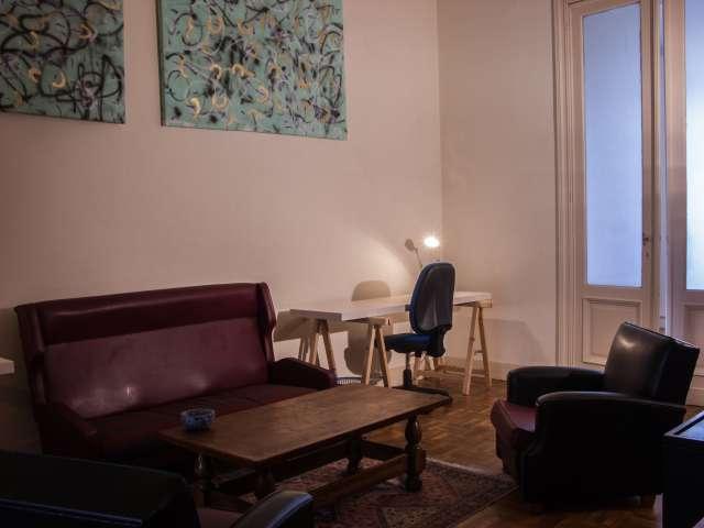 Bright 2 Bedroom Apartment in St Gilles, Brussels