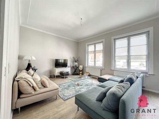 Bright 2 bedroom apartment, Mérode district