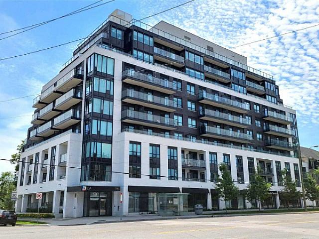 Bright 2 bedroom Unit *2 Full Baths*split Bedroom Floor Plan