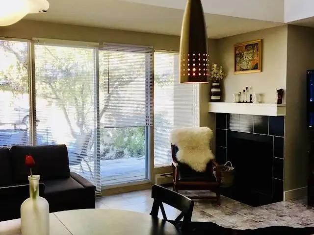 Bright 2 levels condo for rent