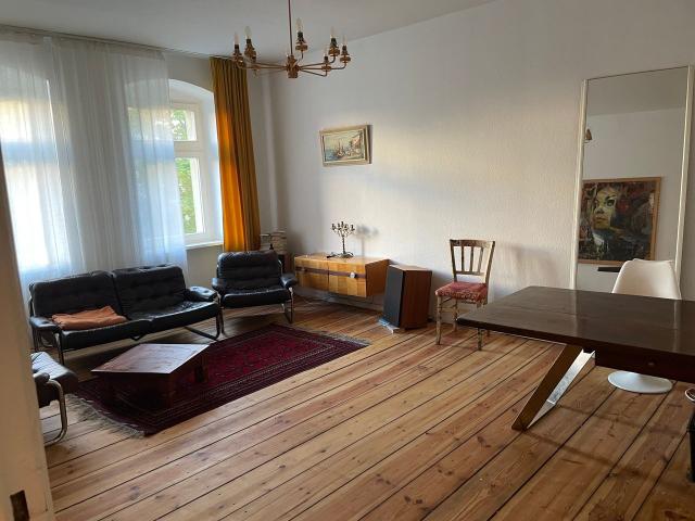 Bright 2 room, mid century apartment in Moabit, Berlin Amsterdam Apartments for Rent