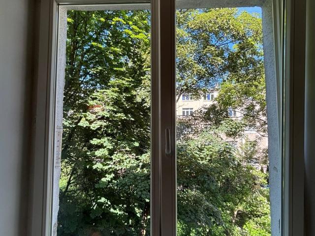 BRIGHT 2 room apartment in OCHOTA DISTRICT close to UW