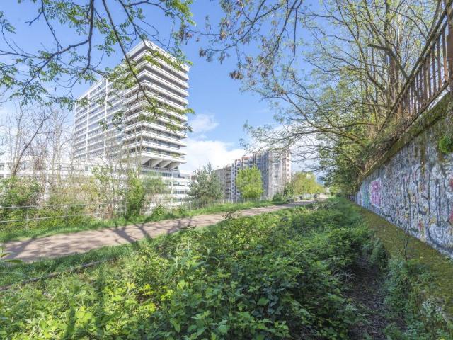 Bright 2BR Apartment with AC near Porte de Versailles
