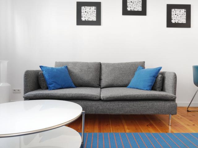 Bright 4 Bedroom Apartment in Mitte