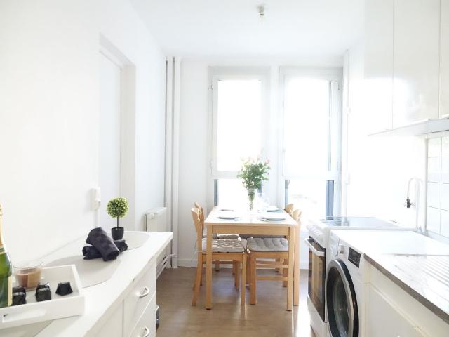 Bright & Cozy Apartment in the Heart of Paris, Paris Amsterdam Apartments for Rent