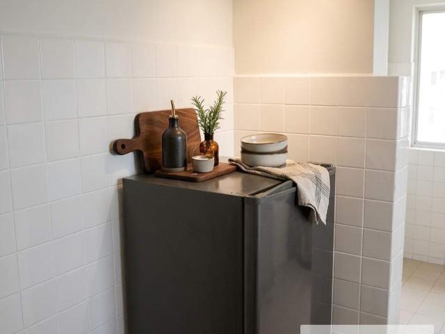 Bright & Cozy Female Only Room | All Inclusive Utilities | Near Highways & Eateries